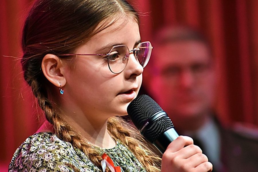 Obchody Narodowego Dnia Pamięci „Żołnierzy Wyklętych”. Występ Zofii Gryboś Laureatki III miejsca