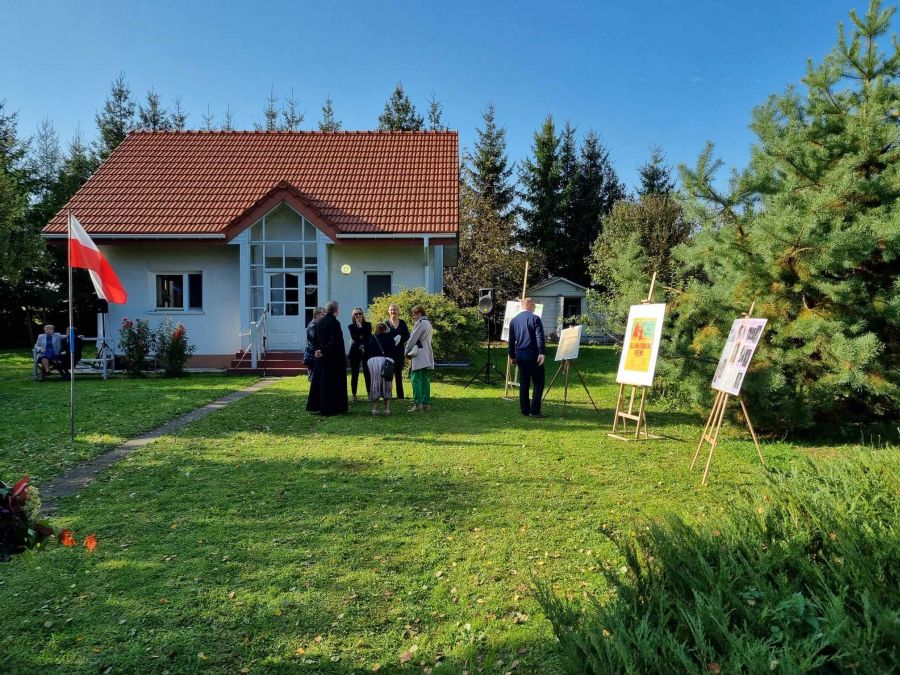 Otwarcie Galerii im. Teresy Gryboś-Pasturczak w Kwiatonowicach