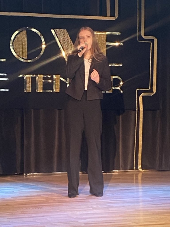 Sukces Leny w XXXVI Konkursie Piosenki Obcojęzycznej LOVE ME TENDER