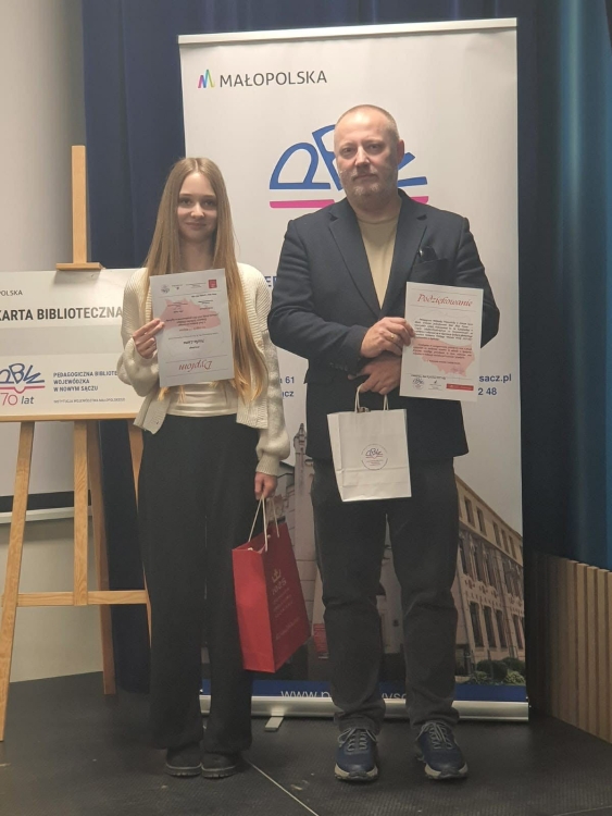 Konkurs plastyczny - Tysiąclecie Królestwa Polskiego "Historia Polski 1025 - 2025 przedstawiona w Lapbooku"