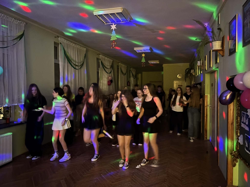 Dyskoteka karnawałowa