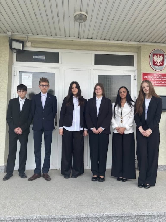 Gratulujemy naszym Ósmoklasistom!